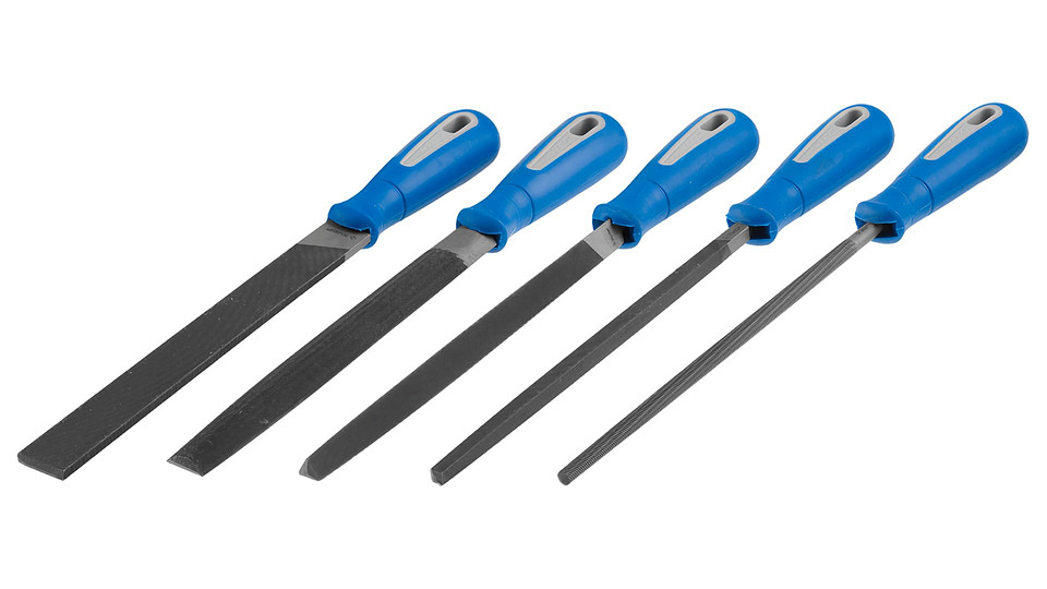 Цепи и ножи для пилящего и режущего инструмента: менять или затачивать? Цепи и ножи для пилящего и режущего инструмента: менять или затачивать?