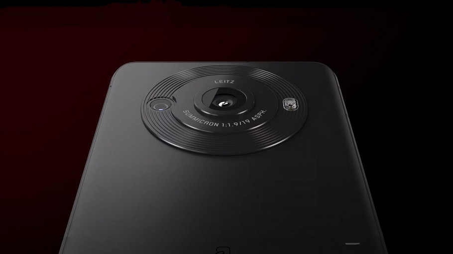 Уникальный смартфон Sharp Aquos R8s Pro, неожиданно, выпустили за пределами Японии — экран на 240 Гц и камера с дюймовым датчиком