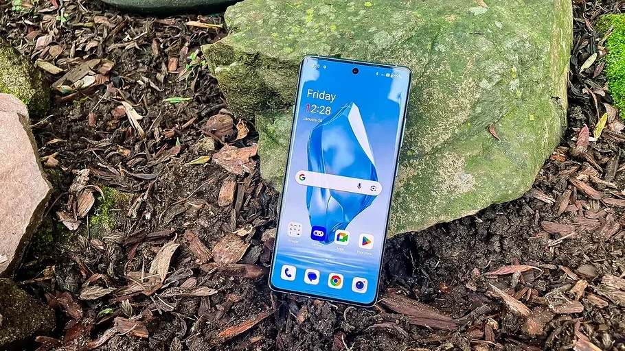 В Toms Guide назвали 10 лучших недорогих смартфонов — от Google Pixel 8a до CMF Phone 1