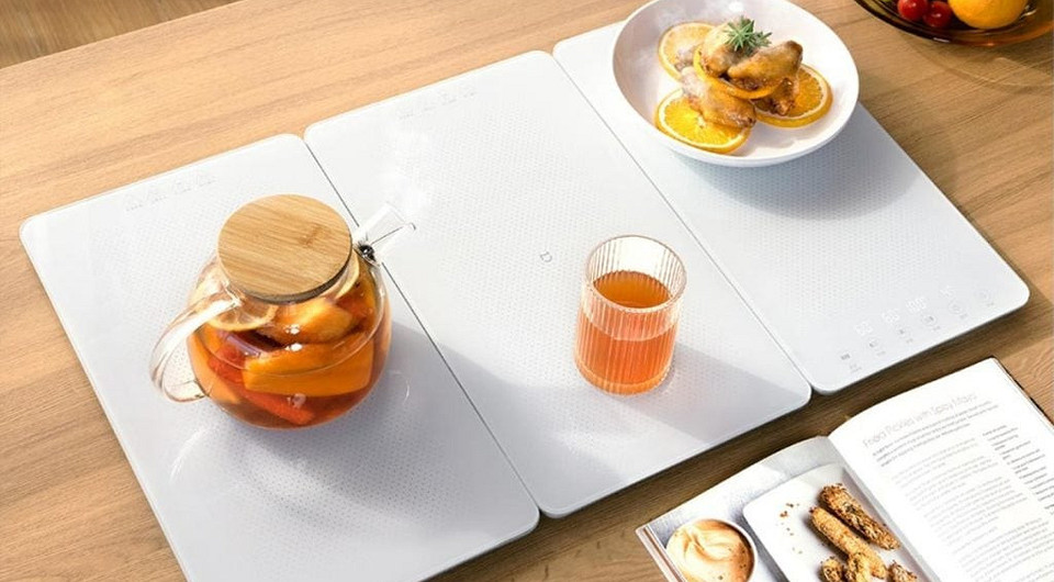 Вещь дня: Xiaomi выпустила складную доску для подогрева еды