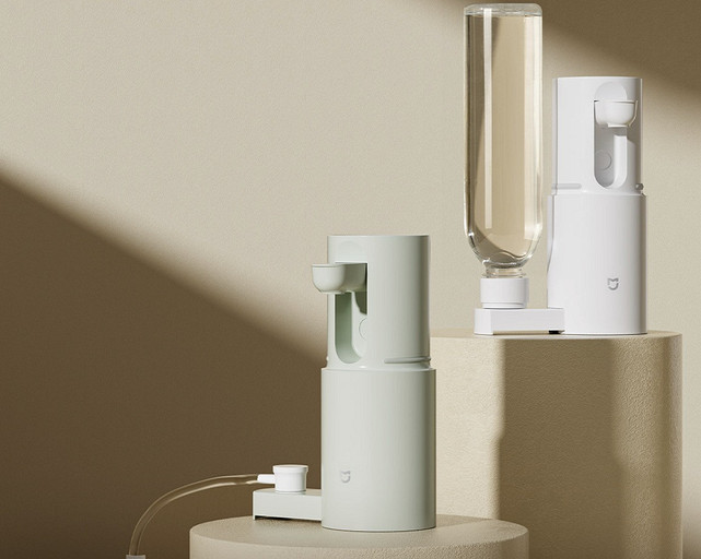 Xiaomi выпустила портативный диспенсер с функцией быстрого нагрева воды