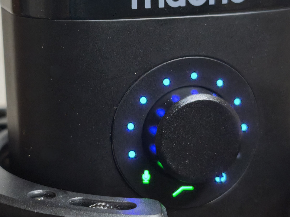 Обзор микрофона Maono PM450S: для стримов и подкастов Обзор микрофона Maono PM450S: для стримов и подкастов