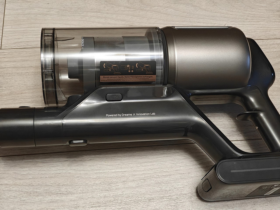 Обзор вертикального пылесоса Dreame Z40 Station: станция самоочистки и насадка для питомцев