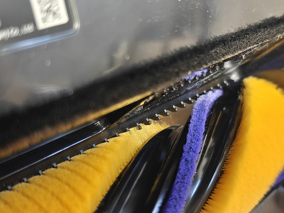 Обзор вертикального пылесоса Dreame Z40 Station: станция самоочистки и насадка для питомцев