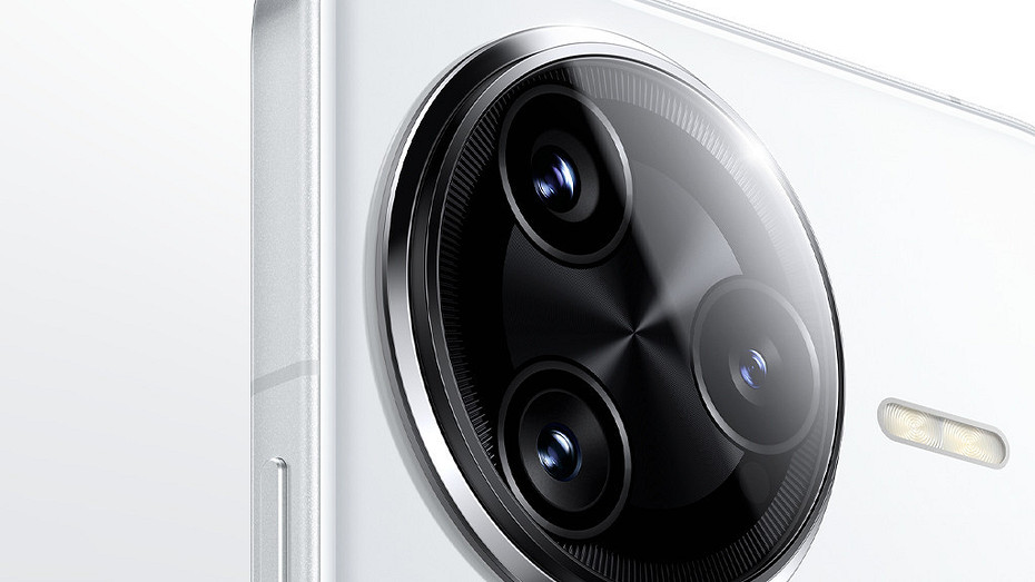 REDMI впервые получит мощный телевик: Xiaomi показала дизайн REDMI K80 Pro