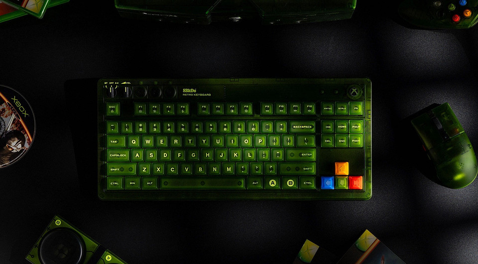 8BitDo и Microsoft представили аксессуары в стиле оригинального Xbox