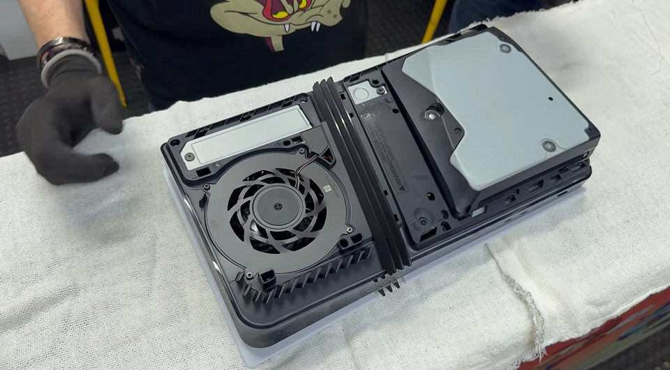 Характеристики PlayStation 5 Pro слили в сеть за несколько дней до старта продаж