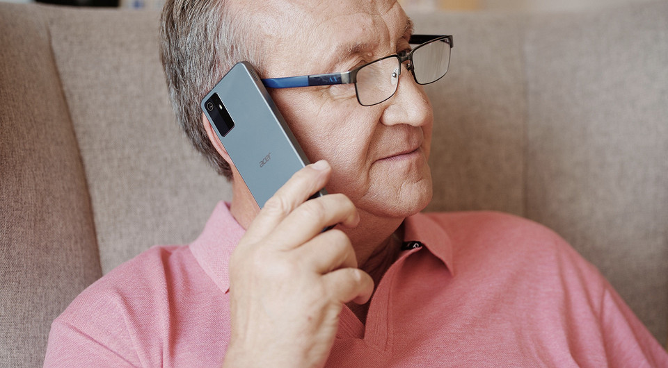 В России появились мобильные телефоны Acer