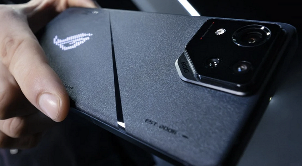 В AnTuTu назвали 10 самых мощных смартфонов на декабрь 2024