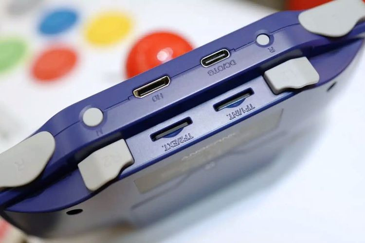 Легендарный Game Boy Advance клонировали! Встречайте: Anbernic RG34XX