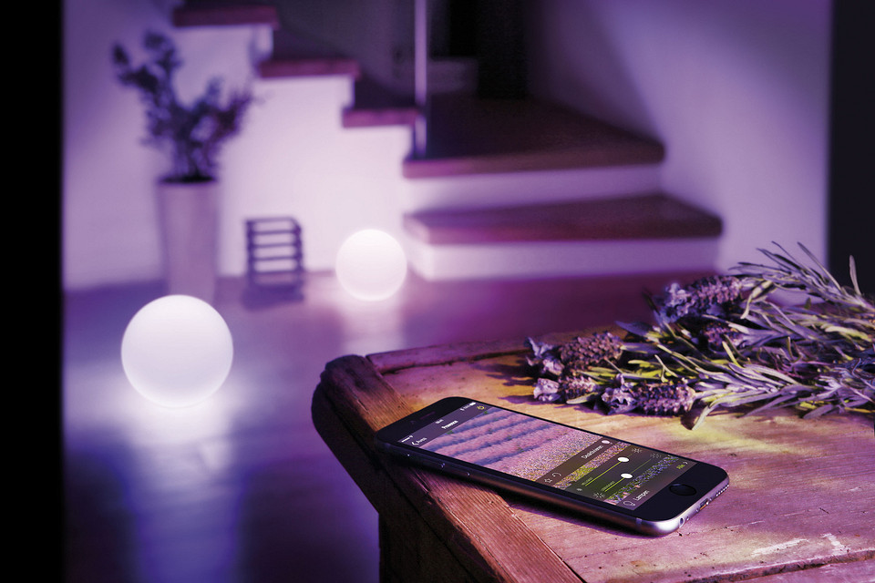 Как выбрать умный светильник с управлением со смартфона: на что обратить внимание Как выбрать умный светильник с управлением со смартфона: на что обратить внимание
