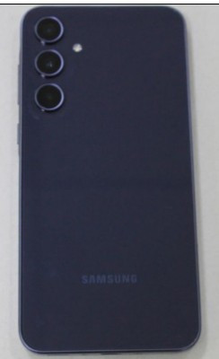 Потенциальный суперхит продаж Samsung Galaxy A35 показали на живом фото