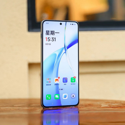 OnePlus Ace 3V показали на шпионских фото