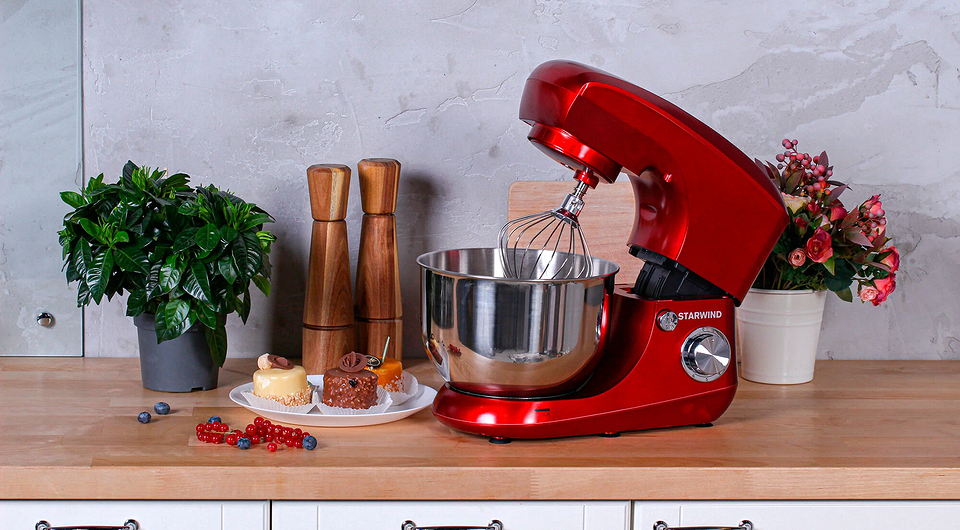 Не только белый: 8 моделей техники для кухни с цветными корпусами