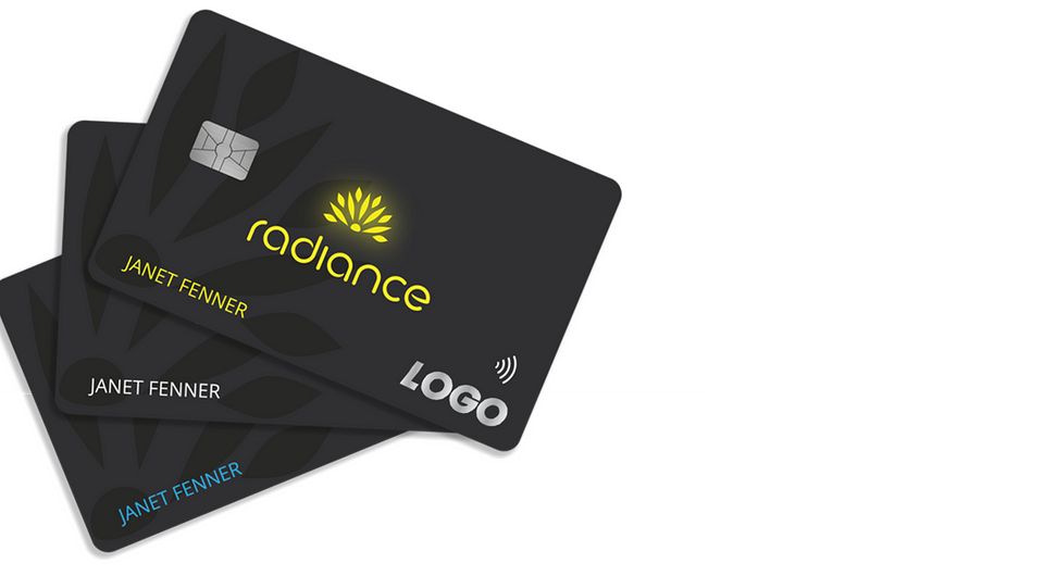 Выпущены первые «кредитки» с OLED-экранами