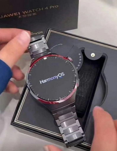 Huawei Watch 4 Pro Space Exploration показали на фотографиях до релиза