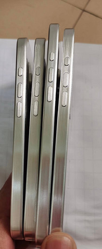 Макеты всех четырех iPhone 16 показали на фото — базовый iPhone 16 похож на iPhone 11