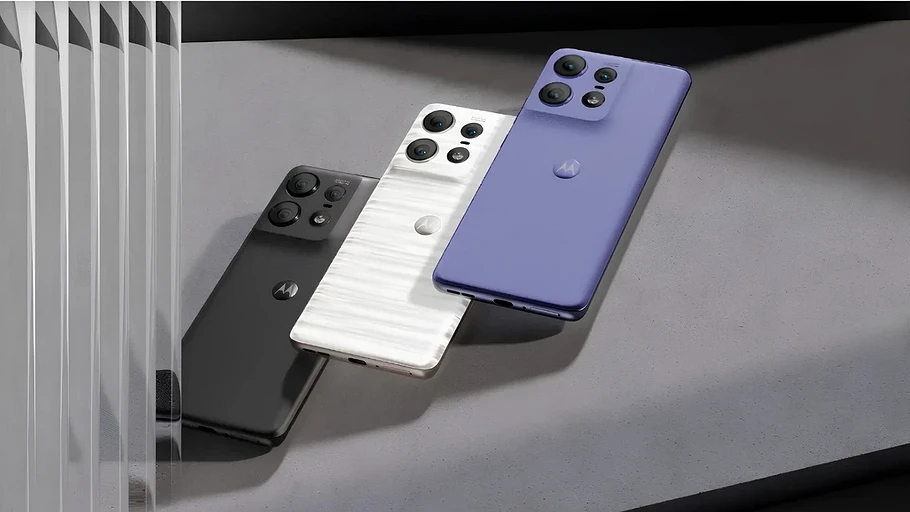 Выпущен уникальный смартфон Motorola Edge 50 Pro — первый в истории с сертификатом Pantone