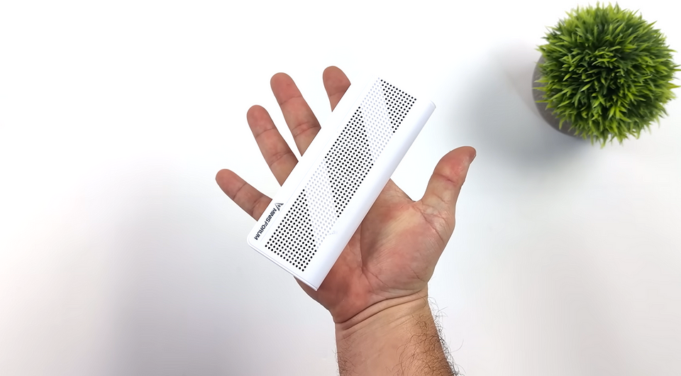 Микро-ПК MINISFORUM S100 размером со смартфон протестировали в играх