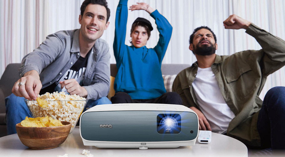 Какой умный проектор выбрать: топ-7 лучших