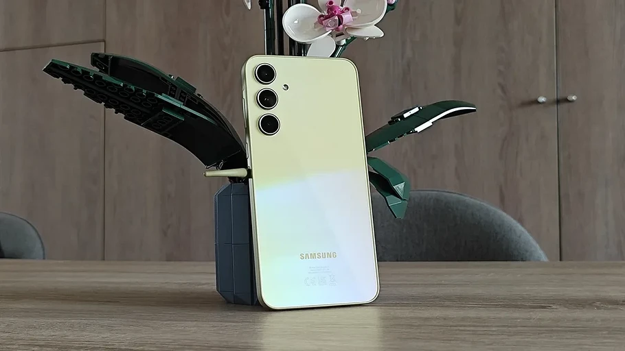 Эксперты TechRadar назвали 6 лучших смартфонов Samsung — Samsung Galaxy S24 на первом месте