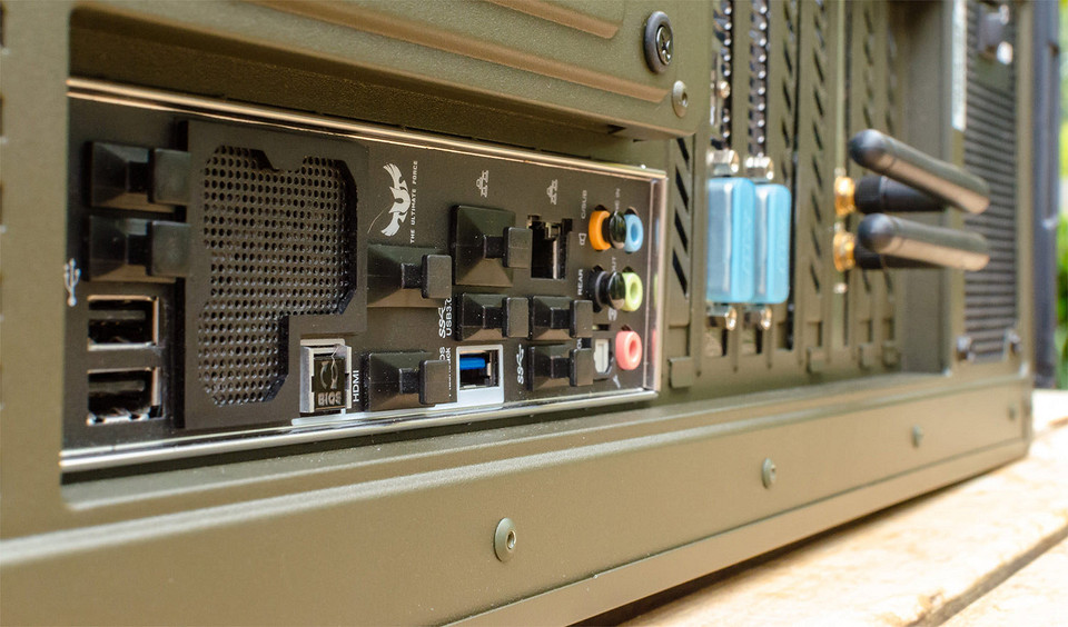 Как подключить проводные наушники к компьютеру Как подключить проводные наушники к компьютеру