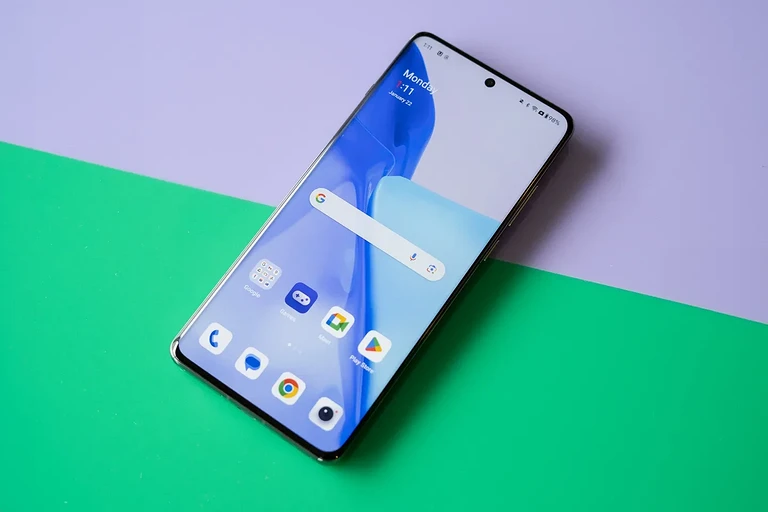 Эксперты The Verge составили топ-9 лучших смартфонов на Android — Samsung Galaxy S24+ первый