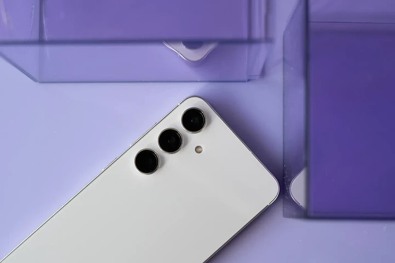 Эксперты The Verge составили топ-9 лучших смартфонов на Android — Samsung Galaxy S24+ первый