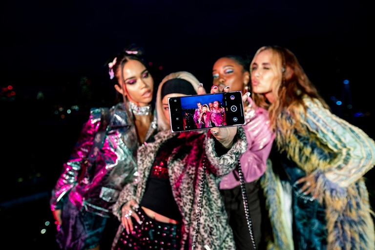 Выпущен ремонтопригодный смартфон HMD Skyline с дизайном в духе Nokia N9 и селфи-камерой на 50 Мп