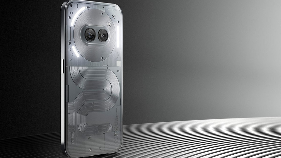 Очень необычный Nothing Phone (2a) Plus показали на официальном снимке  просто безумно хорош