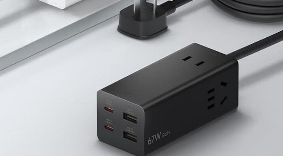 Такая вещь должна быть в каждом доме. Xiaomi выпустила мощную настольную зарядку с розеткой и кучей портов