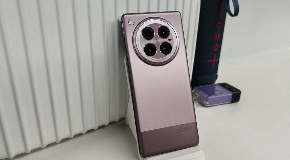 Infinix Zero 40 показали на фотографиях до презентации