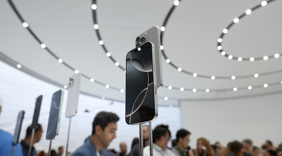 realme готовит новый камерофон с кнопкой из iPhone 16