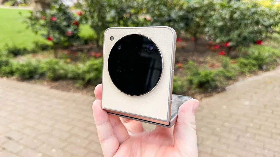 Эксперты Toms Guide назвали 5 лучших смартфонов небольших размеров