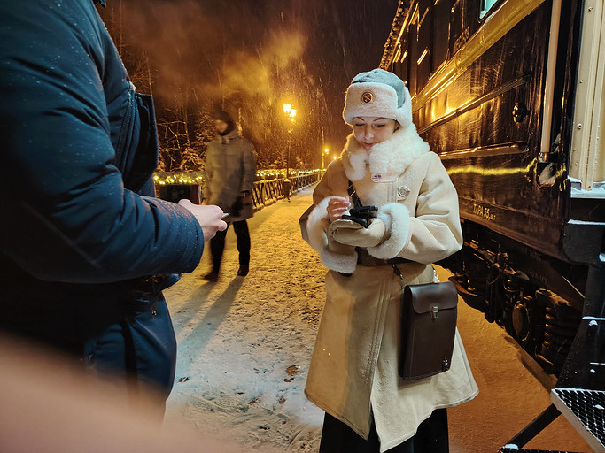 Встречаем новый смартфон HONOR X9c: первые впечатления и проверка на прочность