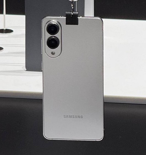 Samsung показала два секретных гаджета: XR-гарнитуру Moohun и Galaxy S25 Edge