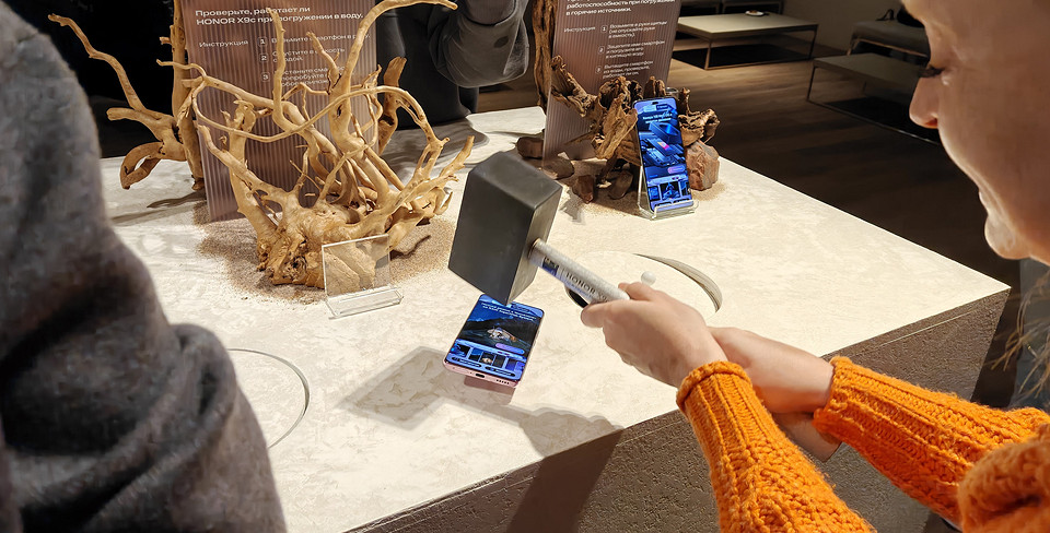 Встречаем новый смартфон HONOR X9c: первые впечатления и проверка на прочность