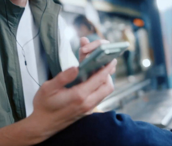 ASUS готовит флагманский Zenfone 12 Ultra c функциями на основе ИИ