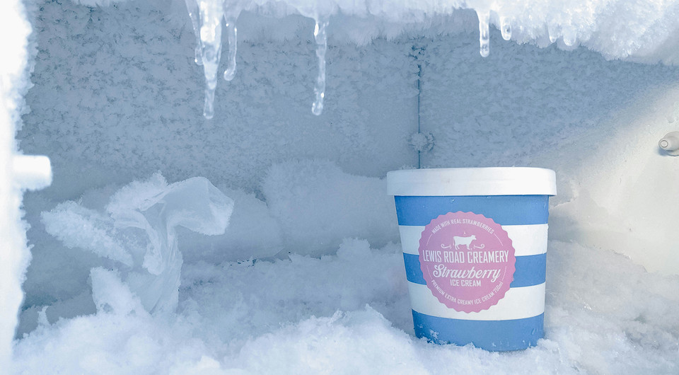 Как быстро разморозить морозилку и распрощаться с ледяной шубой