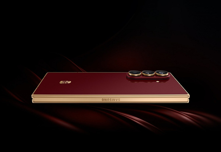 Представлена люксовая раскладушка Samsung W26 за $2390