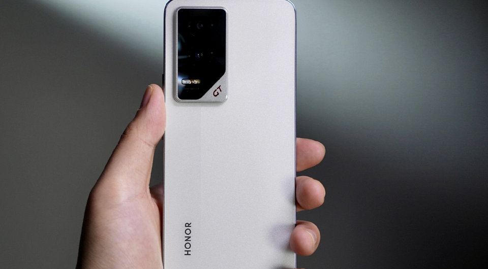 HONOR GT2 получит Snapdragon 8 Gen 5 и аккумулятор на невероятные 9000 мА*ч