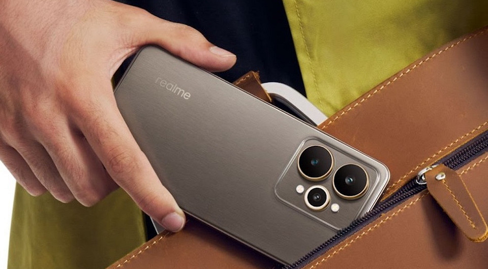 Серия realme 15 представлена в России