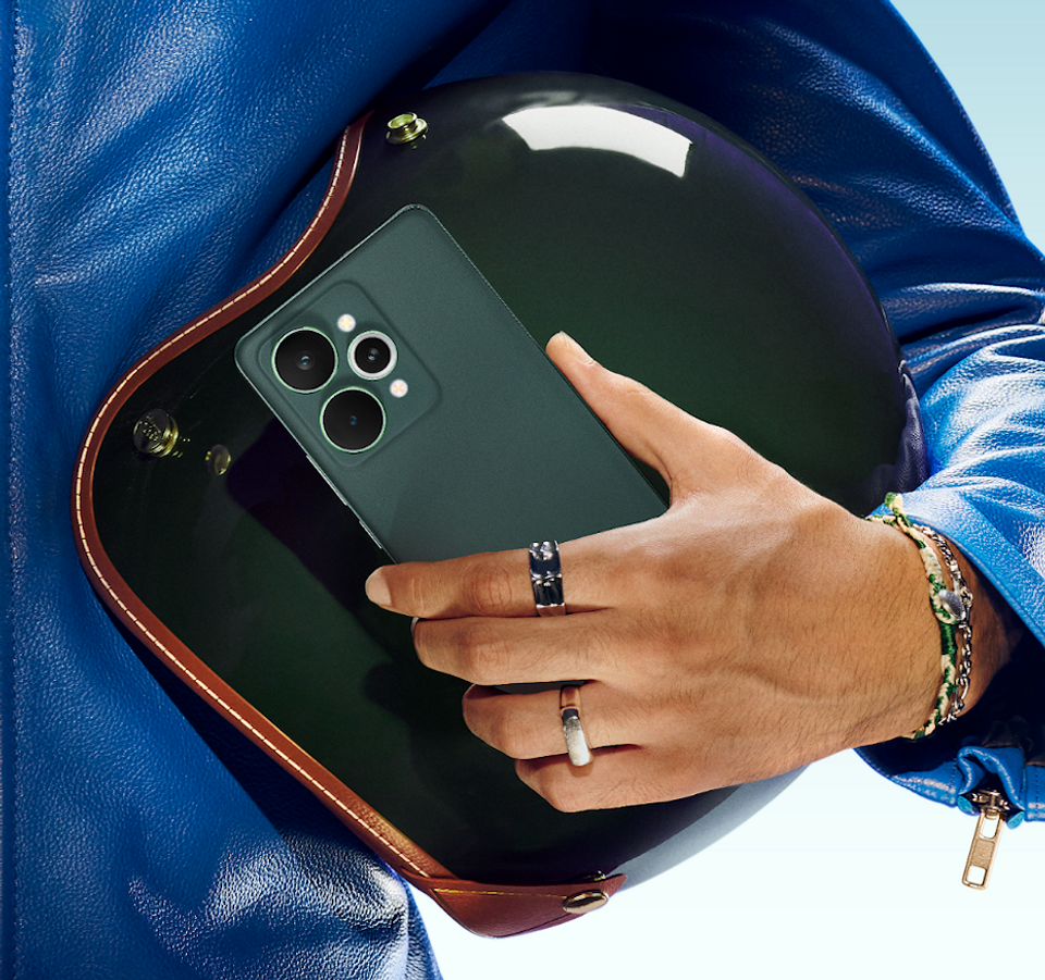 Серия realme 15 представлена в России