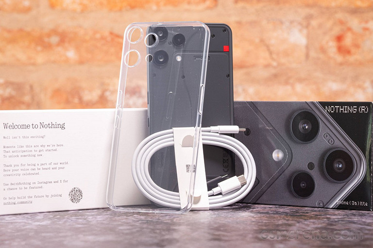 GSMArena опубликовал предварительный обзор Nothing Phone (3a) Lite — топ за свои деньги