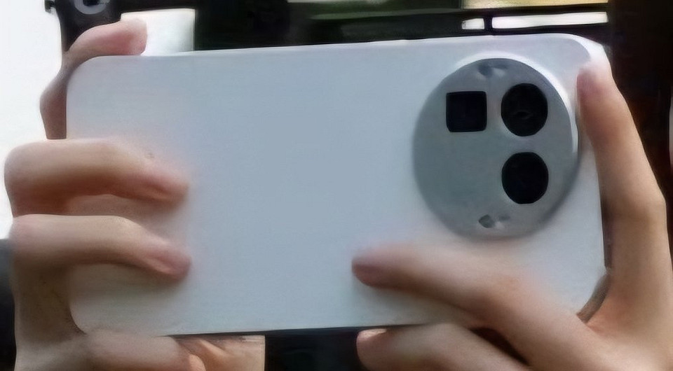 realme GT 8 Pro показали живьём на фото