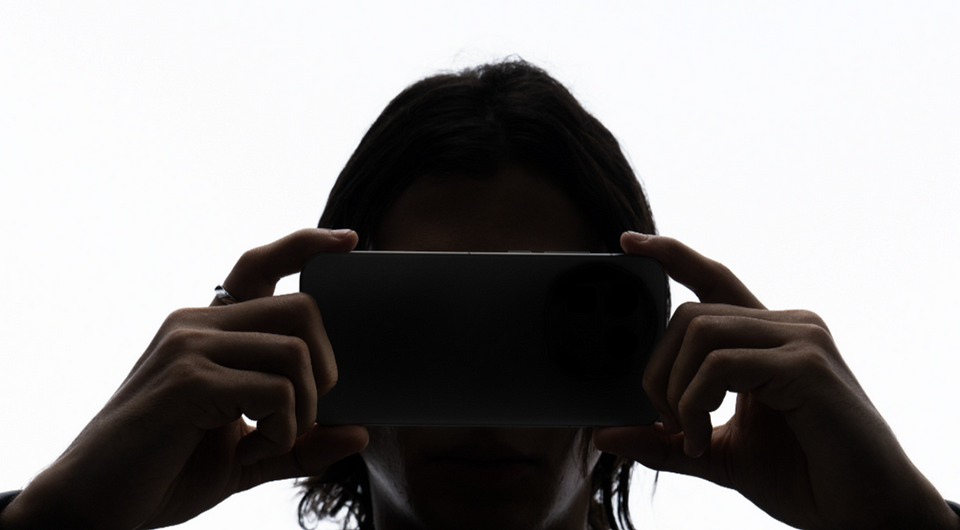 realme показала новые тизеры флагмана GT 8 Pro со сменными блоками камеры