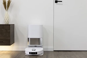 Бюджетные роботы-пылесосы со станциями самообслуживания