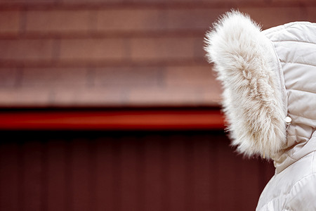 Можно ли стирать пуховики и пальто в стиральной машине