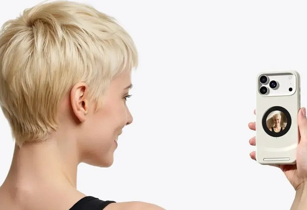 Посмотрите, какой чехол для iPhone 17 Pro выпустила Dockcase. Он превращает заднюю панель в полноценный второй экран