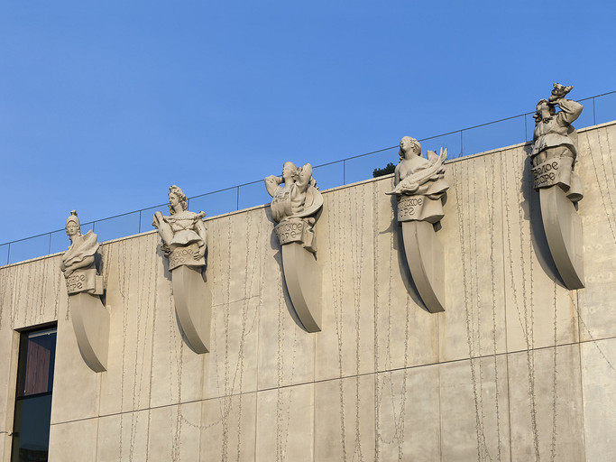 Суперзум HUAWEI Pura 80 Ultra: чем эта фишка уникальна даже среди флагманов